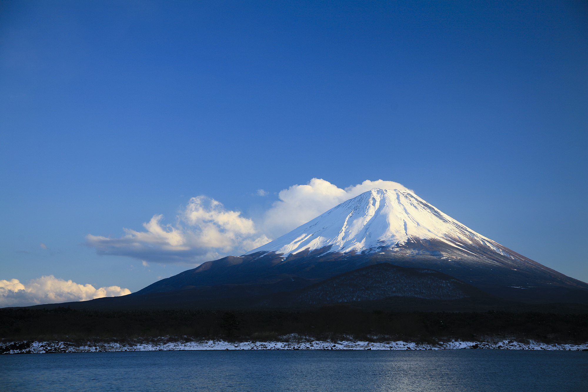 日本人から見た“日本のイメージ”を大調査!2020年までに改善したほうがいいことは?