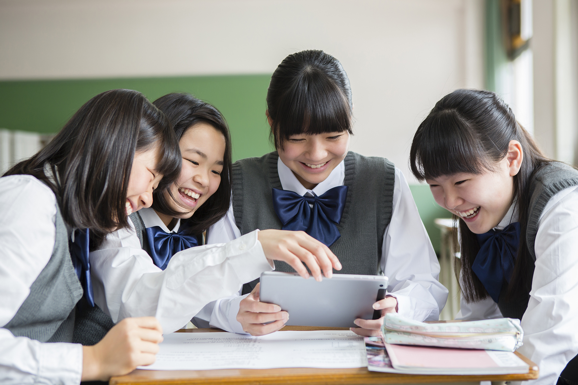 10代1,000人にきく ”流行りモノ”調査